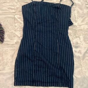 Forever 21 denim dress size small